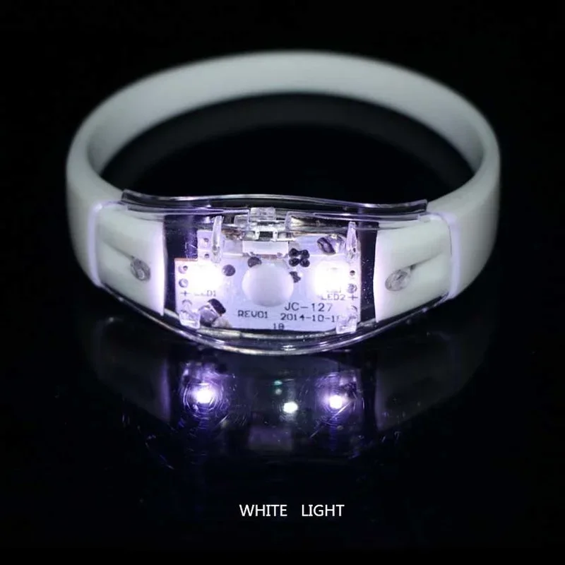 Bracelet Lumineux LED à Comman - Glow In The Dark Party Glasses avis et prix